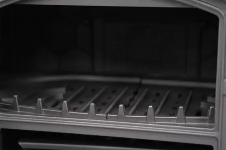 Фото Печь-камин чугунная "Сибирь" 10 кВт в магазине Woodson Фото Печь-камин чугунная "Сибирь" 10 кВт в магазине Woodson